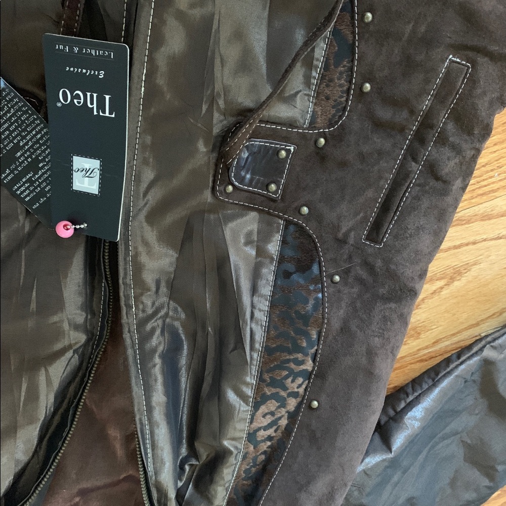 Theo woman’s jacket